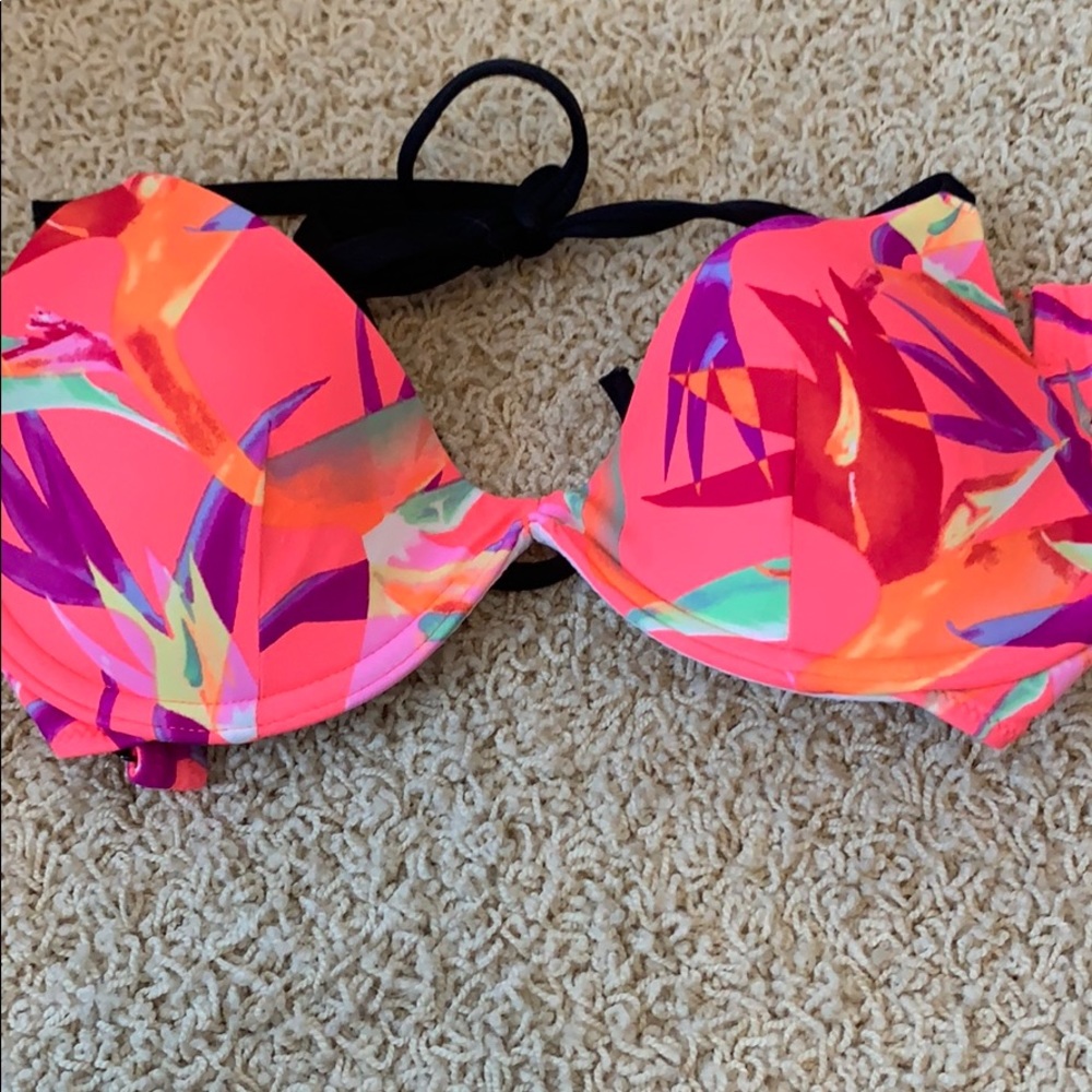 VS PINK SWIM TOP